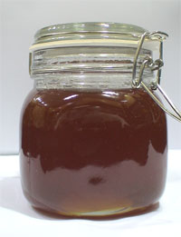 العسل اليمني من أفضل أنواع العسل لعلاج القولون العصبي